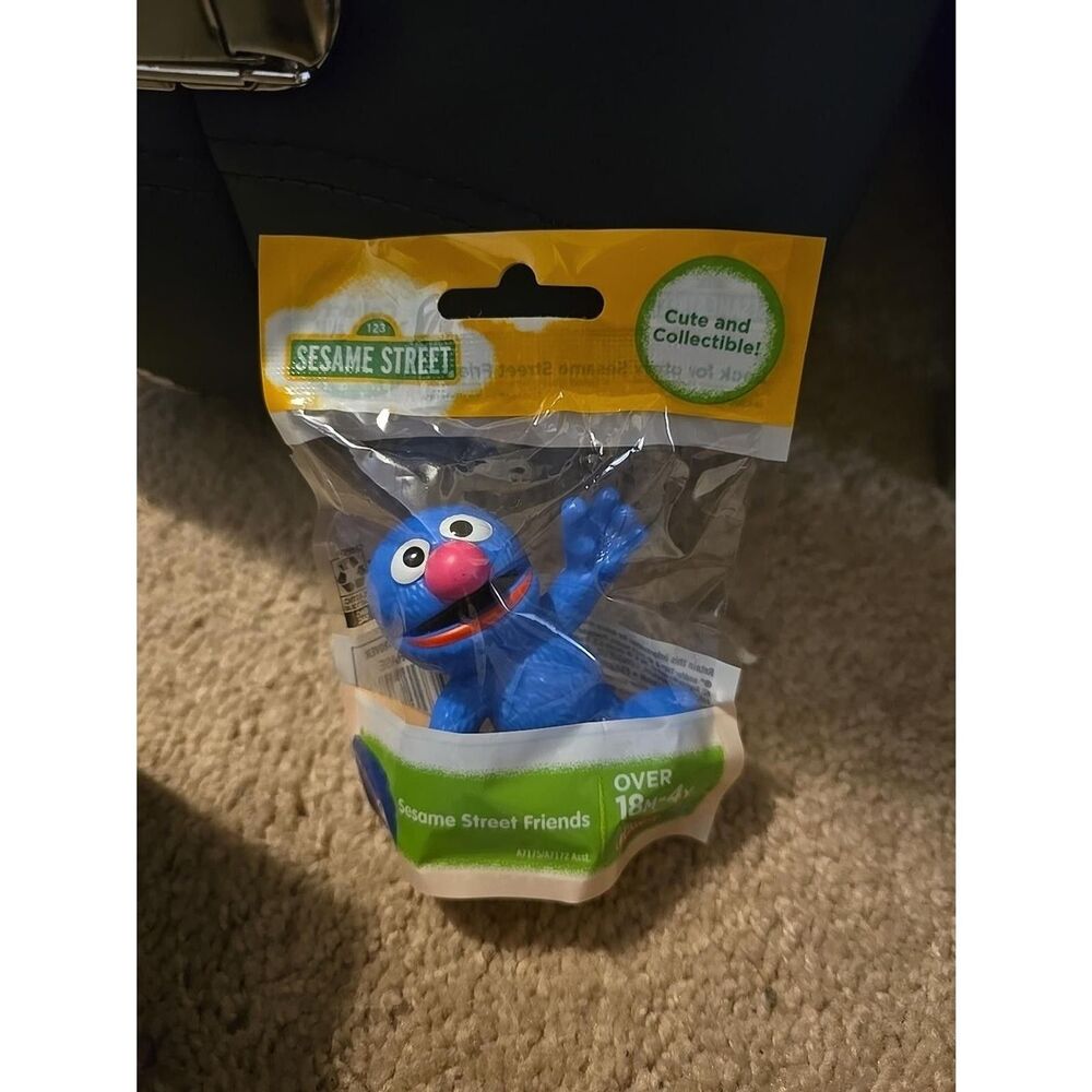 Sesame Street Friends 3" figure NEW IN PACKAGE